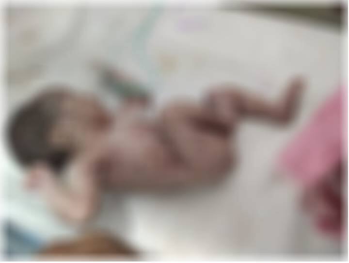 MP News: फिर शर्मशार हुई ममता, मां ने कड़कती ठंड में नवजात बच्ची को कूड़े के ढेर में फेंका Madhya Pradesh Mother throws newborn baby in a garbage dump ann MP News: फिर शर्मशार हुई ममता, मां ने कड़कती ठंड में नवजात बच्ची को कूड़े के ढेर में फेंका