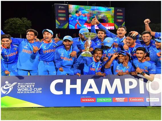 Under-19 World Cup 2022: सीनियर टीम से पहले इंडिया की जूनियर टीम विश्व कप में ठोकेगी ताल, 14 जनवरी से शुरू होगा अंडर-19 विश्व कप Under-19 World Cup 2022: सीनियर टीम से पहले इंडिया की जूनियर टीम विश्व कप में ठोकेगी ताल, 14 जनवरी से शुरू होगा अंडर-19 विश्व कप