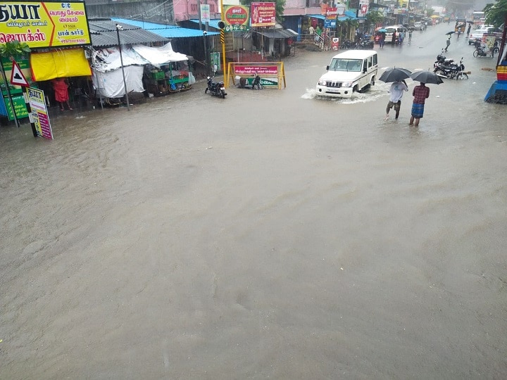 வெள்ளக்காடாக மாறிய புதுச்சேரி மற்றும் விழுப்புரம் மாவட்டம்; இயல்பு வாழ்க்கை முடக்கம்