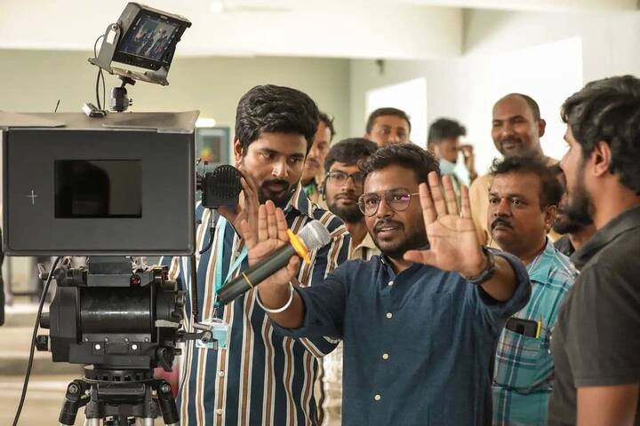 சின்னத்துரையில் வெள்ளித்திரைக்கு வந்த சிவகார்த்திகேயனின் எந்த பட அப்டேட் என்றாலும் ஒரு எதிர்ப்பார்ப்பு இருக்கும். அனைத்து வயதினரையும் தனது ரசிகராய் கட்டிப்போட்டிருக்கும் சிவகார்த்திகேயனின் சமீபத்திய ஹிட் டாக்டர்.