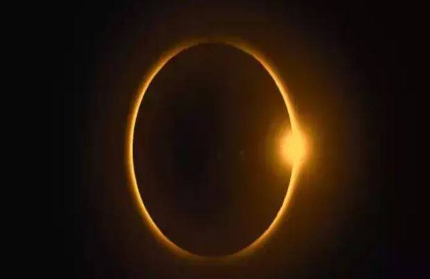lunar eclipse 10 big information 19 november kartik purnima moon  in taurus  Lunar Eclipse 2021 : ટૂંક સમયમાં જ થવાનું છે સદીનું સૌથી મોટું ચંદ્રગ્રહણ, જાણો તેની સાથે જોડાયેલી 10 મોટી વાતો