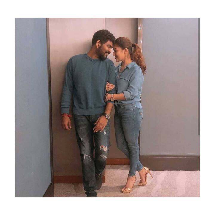 విఘ్నేష్ తో ఎలాంటి బ్రేకప్ లు లేకుండా వారి ప్రేమ ప్రయాణం ప్రశాంతంగా సాగి పెళ్లి చేసుకోవాలని అభిమానులు కోరుకుంటున్నారు. (Image credit: Instagram)
