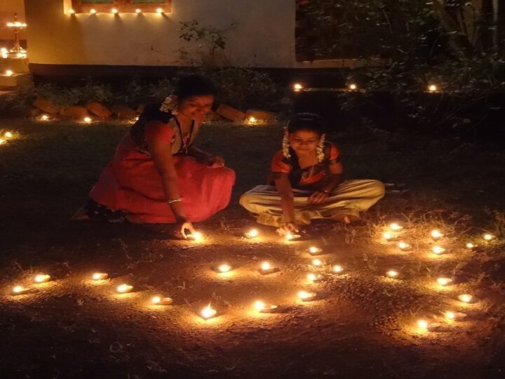 Karthigai Deepam 2021: தீபங்கள் பேசும்..! இன்று கார்த்திகை திருநாள்..! எப்படி வழிபடலாம்?