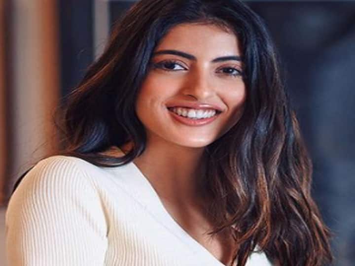 क्या सच में Amitabh Bachchan की नातिन Navya Naveli Nanda का Siddhant Chaturvedi के साथ चल रहा है सीरियस रिलेशनशिप Is Amitabh Bachchan Grandaughter Navya Naveli Nanda In A Serious Relationship With Siddhant Chaturvedi क्या सच में Amitabh Bachchan की नातिन Navya Naveli Nanda का Siddhant Chaturvedi के साथ चल रहा है सीरियस रिलेशनशिप