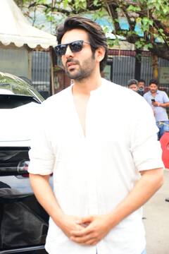 Kartik Aaryan Update: প্রথমদিনেই প্রশংসিত 'ধামাকা', সিদ্ধি বিনায়ক মন্দিরে পুজো দিলেন কার্তিক আরিয়ান