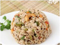 Kitchen Hacks: तेजी से Weight Loss करने के लिए खाएं ओट्स और सत्तू से बना उपमा, जानें बनाने की विधि