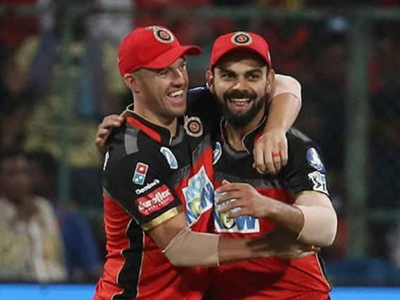 AB de Villiers Retirement: डिविलियर्स के रिटायरमेंट पर भावुक हुआ क्रिकेट जगत, कोहली ने लिखा- I Love You, सैम बिलिंग्स बोले- हमेशा इन्हीं को फॉलो किया AB de Villiers Retirement: डिविलियर्स के रिटायरमेंट पर भावुक हुआ क्रिकेट जगत, कोहली ने लिखा- I Love You, सैम बिलिंग्स बोले- हमेशा इन्हीं को फॉलो किया