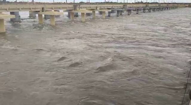 పెన్నమ్మ పరవళ్లు.. నెల్లూరులో నీటమునిగిన ఇళ్లు..