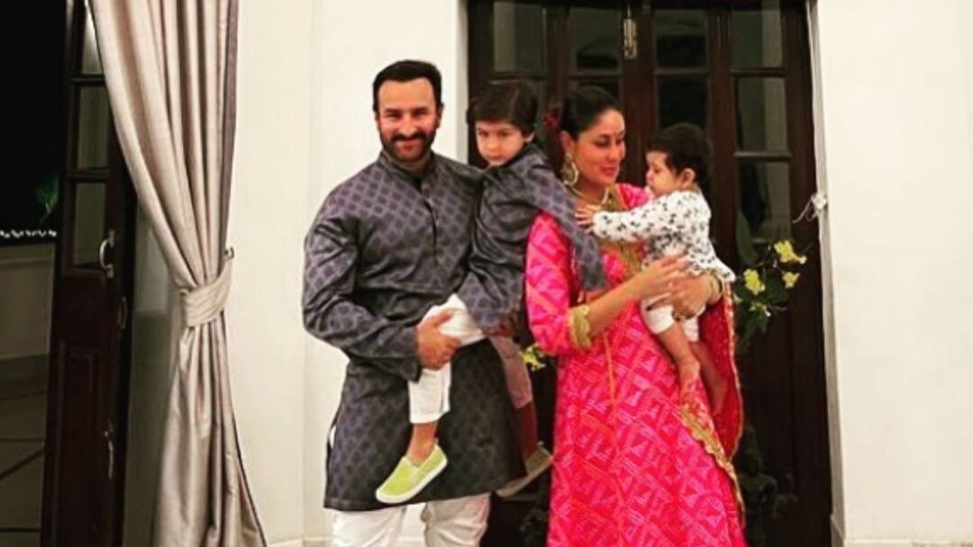 সোশ্যাল মিডিয়ায় 'চাঁদ সিরিজ' পোস্ট করলেন করিনা কপূর খান, কী রয়েছে এতে? Jeh Ali Khan's New Photo With Saif & Kareena Kapoor From Her 'Chand Series' Will Brighten Up Your Day সোশ্যাল মিডিয়ায় 'চাঁদ সিরিজ' পোস্ট করলেন করিনা কপূর খান, কী রয়েছে এতে?