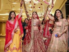 Shraddha Arya Wedding Album: 'कुंडली भाग्य' फेम एक्ट्रेस Shraddha Arya की शादी की ये तस्वीरें कहीं आपसे छूट तो नहीं गई