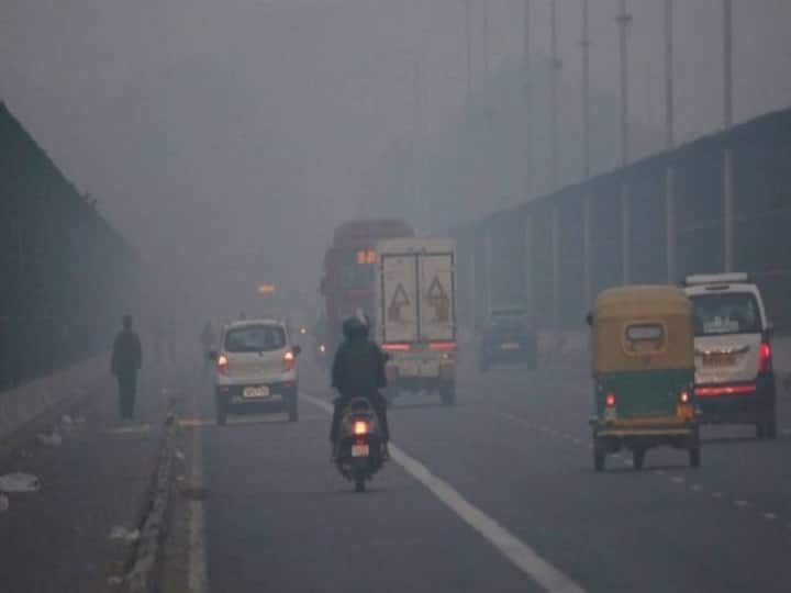 Air Pollution: Not only Delhi, air quality is 'very bad' in many cities of UP, Rajasthan, Madhya Pradesh, Punjab and Bihar too Air Pollution: दिल्ली ही नहीं, यूपी, राजस्थान, मध्य प्रदेश, पंजाब और बिहार के कई शहरों में भी हवा 'बहुत खराब'