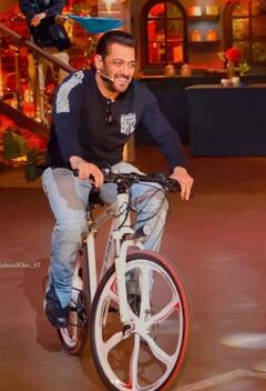 Salman Khan’s Romantic Dance With Archana Puran Singh On The Kapil Sharma Show- See Pics