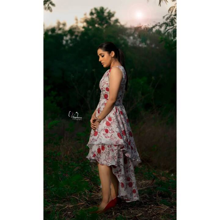 యాంకర్ రష్మి క్యూట్ పిక్స్ (Image credit: Instagram)