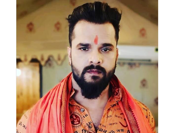 Khesari lal yadav- भोजपुरी फिल्म इंडस्ट्री में खेसारीलाल यादव बड़ा नाम है. लेकिन उनके रीयल नेम के बारे में बहुत कम लोग ही जानते हैं. आपको बता दें कि खेसारीलाल यादव का असली नाम शत्रुघ्न कुमार यादव है, जिसके बारे में उन्होंने खुद एक इंटरव्यू में बताया था.