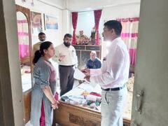 बिहारः कोईलवर के निलंबित सीओ के यहां EOU की छापेमारी, पत्नी के बैंक खाते में मिली अवैध तरीके से जमा की गई राशि