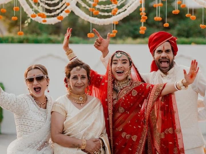 Rajkummar Rao's Expression Steals Hearts In This Unseen Pic From His Wedding With Patralekhaa Rajkummar Rao's Expression Steals Hearts In This Unseen Pic From His Wedding