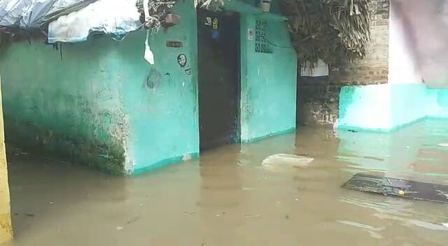 పెన్నమ్మ పరవళ్లు.. నెల్లూరులో నీటమునిగిన ఇళ్లు..