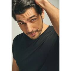 PHOTO : सिद्धार्थ मल्होत्राच्या 'योद्धा' चा फर्स्ट लूक, प्रोमो चर्चेत