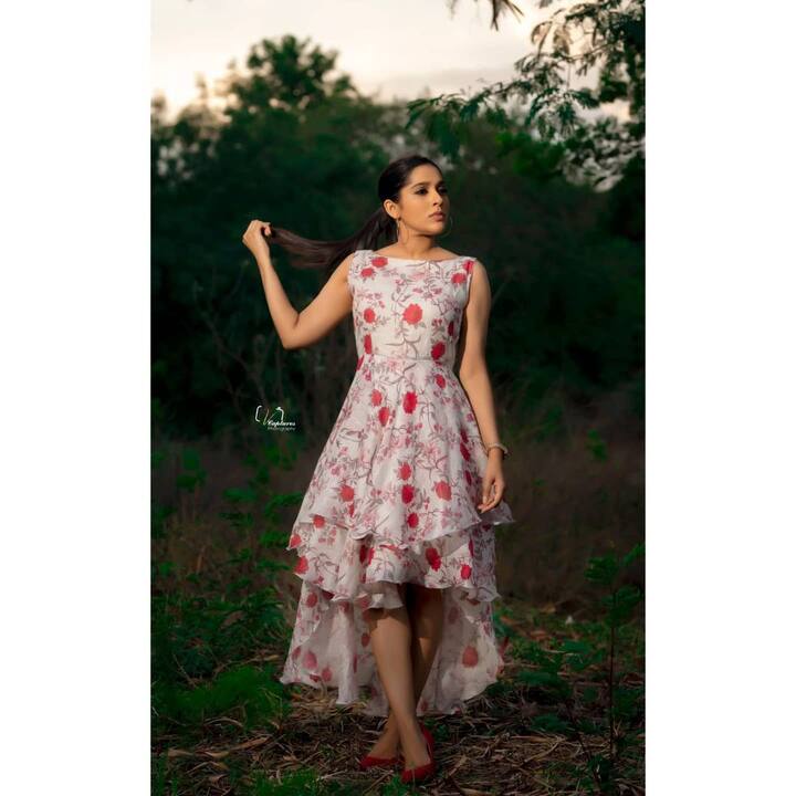 యాంకర్ రష్మి క్యూట్ పిక్స్ (Image credit: Instagram)