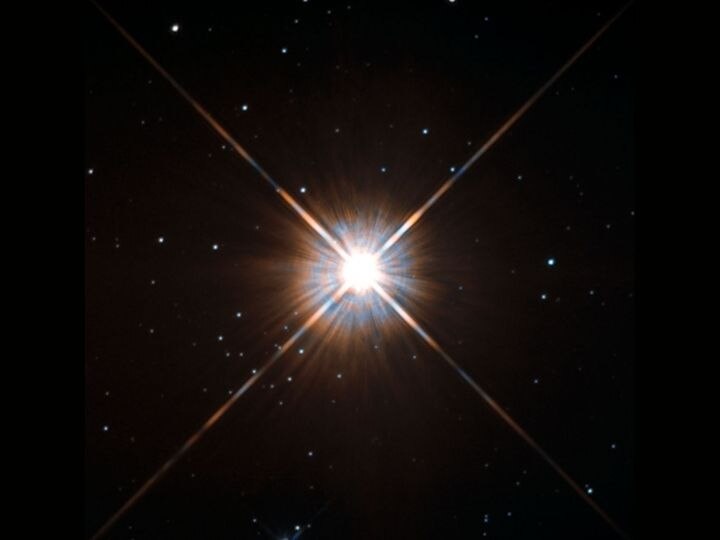 Scientists Are Searching For Life Around Alpha Centauri, Closest Star System To Sun