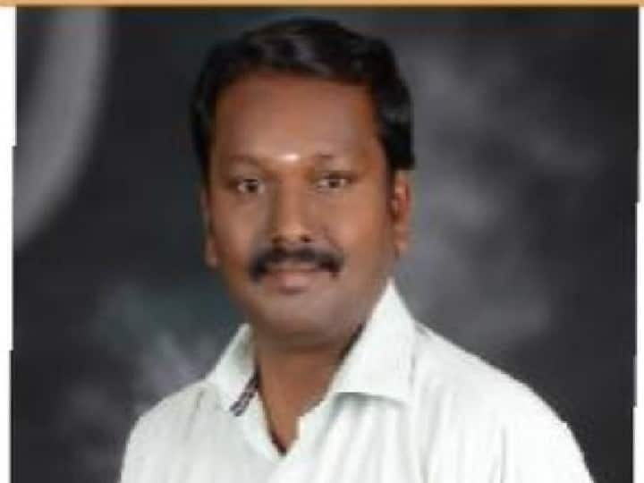 Professor arrested for sexually harassing college students in coimbatore கோவை : ’கடத்தி மேரேஜ் பண்ணிடுவேன்’ அருவருப்பான சாட்ஸ்.. மாணவிகளுக்கு பாலியல் தொல்லை அளித்த பேராசிரியர் கைது..