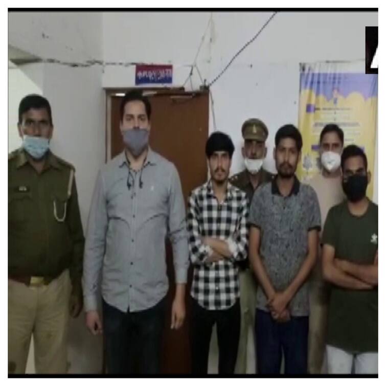 Noida News: Gautam Buddha Nagar Police busted alleged prostitution gang in a guest house in noida Noida News: नोएडा में पुलिस ने किया देह व्यापार गिरोह का भंडाफोड़, तीन गिरफ्तार, तीन लड़कियां भी हिरासत में