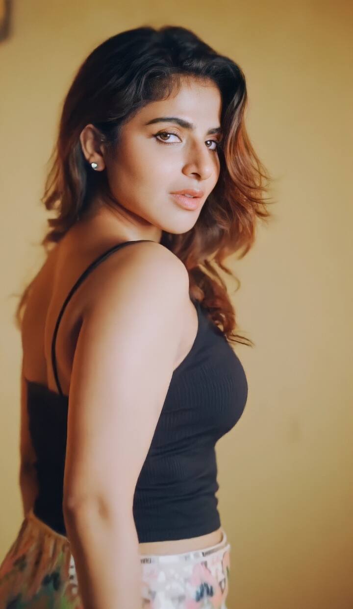 என் மனசு கொஞ்சம் கொள்ளை அடிச்ச