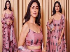 Mrunal Thakur Photo: धमाका फेम एक्ट्रेस Mrunal Thakur ने एथनिक लुक से सोशल मीडिया पर बरपाया कहर, देखें खूबसूरत फोटो