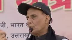 पिथौरागढ़: सैनिक सम्मान यात्रा में शामिल हुए रक्षामंत्री राजनाथ सिंह, शहीद सैनिकों को किया नमन