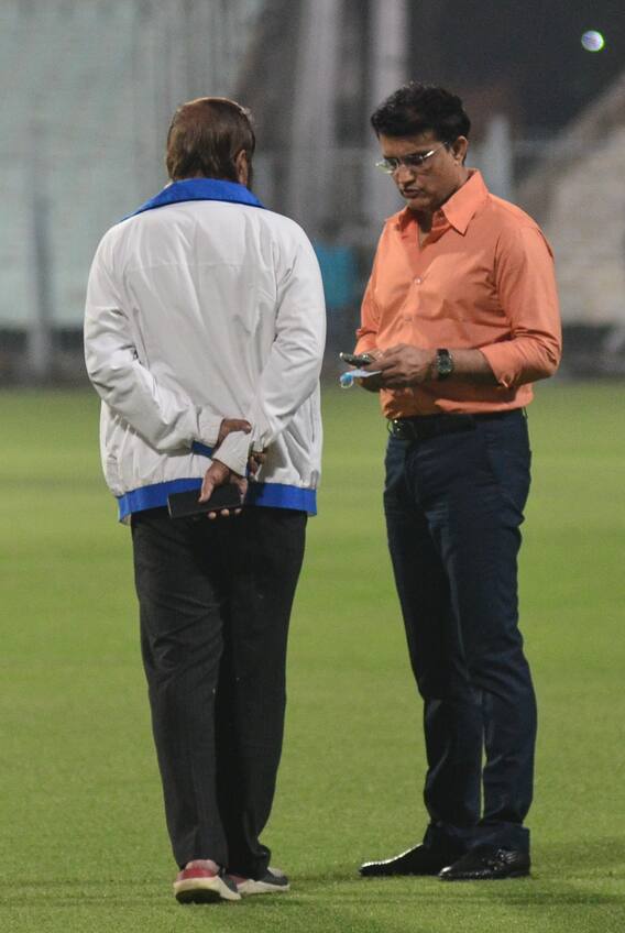 ইডেনে বেল বাজিয়ে ম্যাচের সূচনা করবেন সৌরভ