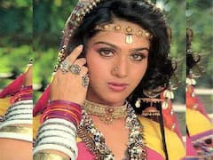 Meenakshi Seshadri Then And Now: मीनाक्षी शेषाद्रि ने बर्थडे पर शेयर की अपनी लेटेस्ट तस्वीर तो फैंस रह गए दंग, पहचानना हुआ मुश्किल