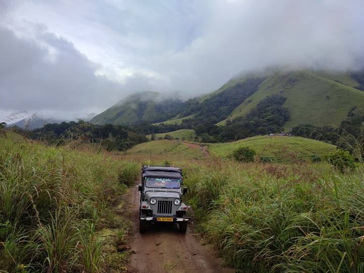 Thekkady trip Magnificent experience given by off road jeep raid and boat raid ’மச்சி ஒரு டிரிப் போலாமா?’ (14) – ஆஃப் ரோடு ஜீப் சவாரி, அசத்தும் படகு சவாரி.. அட்டகாசமான தேக்கடி பயணம்..!