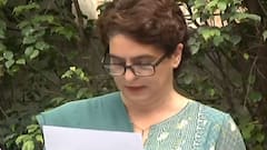 Lucknow: Priyanka Gandhi का सरकार पर कड़ा प्रहार, 'लखीमपुर कांड के आरोपियों को बचाया जा रहा'