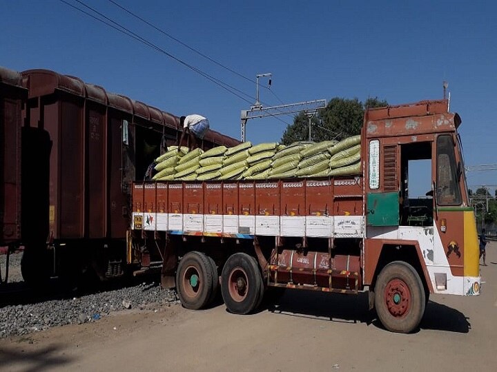 உரத்தட்டுப்பாடு எதிரொலி - திருவாரூர் மாவட்டத்திற்கு 9,000 மெட்ரிக் டன் உரங்கள் ஒதுக்கீடு