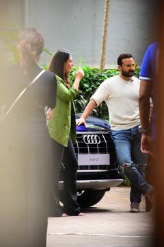 Saif-Kareena Photos: बीच सड़क पर Fruits खाते दिखे Saif Ali Khan, ऐसे था पटौदी बेगम Kareena Kapoor Khan का रिएक्शन