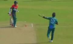 ਛੱਕਾ ਪੈਣ ਮਗਰੋਂ ਗੁੱਸੇ 'ਚ ਪਾਕਿਸਤਾਨੀ ਖਿਡਾਰੀ ਦਾ ਕਾਰਾ, ਵੀਡੀਓ ਤੇਜ਼ੀ ਨਾਲ ਹੋ ਰਹੀ ਵਾਇਰਲ