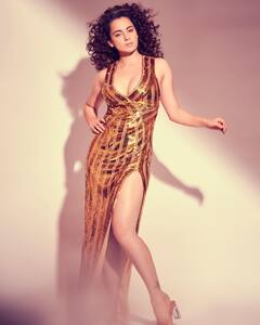 kangana Ranaut Photos: కంగనా వివాదాస్పదురాలే... కానీ చాలా అందగత్తె