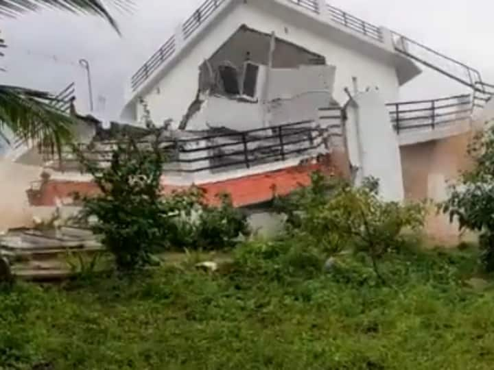 Tamil Nadu: Nine Including Four Children Die After Dilapidated House Collapses In Rains At Vellore