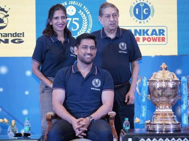 Chennai Super Kings captain MS Dhoni has opened about playing in the IPL 2022 series ‛இன்னும் 3 மாதம் காத்திருங்கள்...’ ஐபிஎல் பங்கேற்பு குறித்து மனம் திறந்த தோனி!