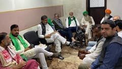 Farm Laws: পূর্ব নির্ধারিত কর্মসূচিতে কোনও বদল নয়, আগামীকাল বৈঠক ৪২টি কৃষক সংগঠনের | Bangla News