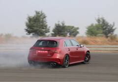 Mercedes ने लॉन्च की A45S कार, टॉप स्पीड, कीमत और स्पेसिफिकेशन्स के साथ देखें तस्वीरें