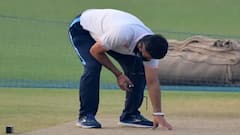 India vs New Zealand: কলকাতায় পৌঁছেই ইডেনে রাহুল দ্রাবিড়, আগামীকাল ভারত-নিউজিল্যান্ড ম্যাচ ঘিরে চড়ছে উত্তেজনার পারদ | Bangla News