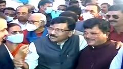 Sanjay Raut with Devendra Fadnavis : एरवी टीकेची झोड, एकत्र आले की गप्पांते फड