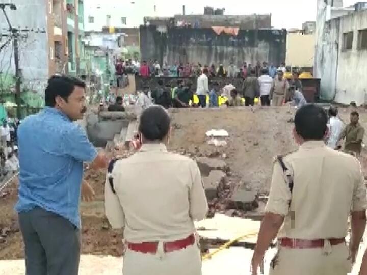 Andhra Pradesh Rains: Three Kids & An Old Woman Killed, Six Trapped As Building Collapse Anantapur District Andhra Pradesh Rains: Three Kids & An Old Woman Killed, Six Trapped As Building Collapse In Anantapur Dist