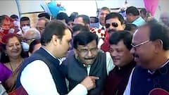 रोज टीकेचे बाण, एकत्र आले की गुणगान! राजकारण्यांच्या गळाभेटी,मग कार्यकर्त्यांची का फिरवतात माथी?