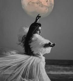 HBD Sai Dhanshika |  ஏய் அழகிய தீயே..  தன்ஷிகா க்ளிக்ஸ்