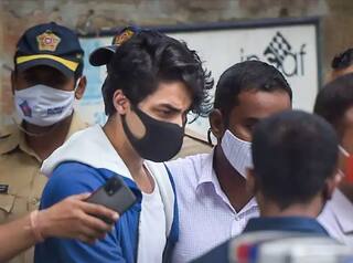 Aryan Khan Case:  બોમ્બે HC એ કહ્યું- આર્યન પાસે એવું કંઈ નથી મળ્યું જેથી ગુનાહિત કાવતરું સાબિત થાય