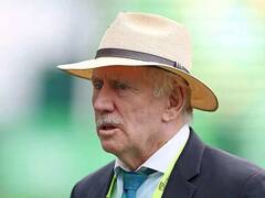 Cricket Talks: क्रिकेट में छोटे होते मैदानों पर भड़के इयान चैपल, कहा- गेंदबाजों को मशीन बना दिया है