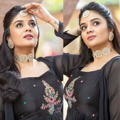 Sreemukhi: బ్యూటీ ఇన్ బ్లాక్.. శ్రీముఖి ఫొటోలు వైరల్..