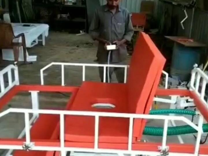 steel cot with toiler specility for patient and got president award வெல்டருக்குள் ஒரு விஞ்ஞானி..! கட்டிலில் கழிப்பறை செய்த கன்னியாகுமரி வெல்டர்! குவியும் விருது!